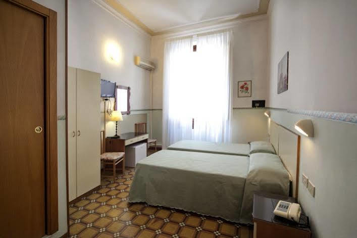 Hotel La Belle Epoque Florenz Exterior foto